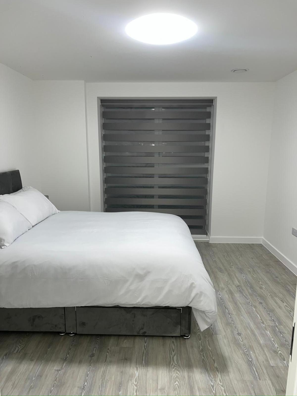 Serenity Waterfront 2 Bed Apartment Northfleet Buitenkant foto