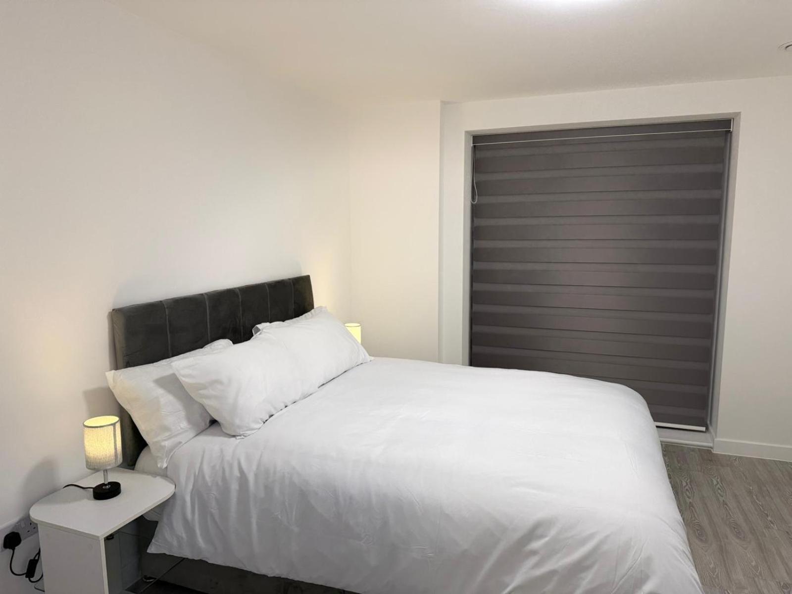 Serenity Waterfront 2 Bed Apartment Northfleet Buitenkant foto