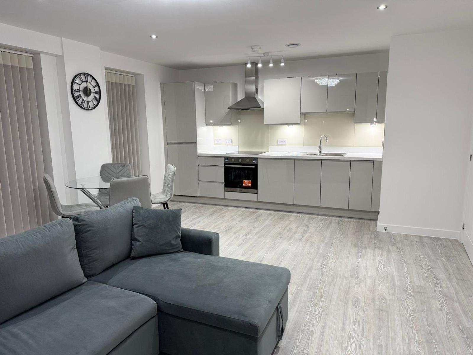 Serenity Waterfront 2 Bed Apartment Northfleet Buitenkant foto