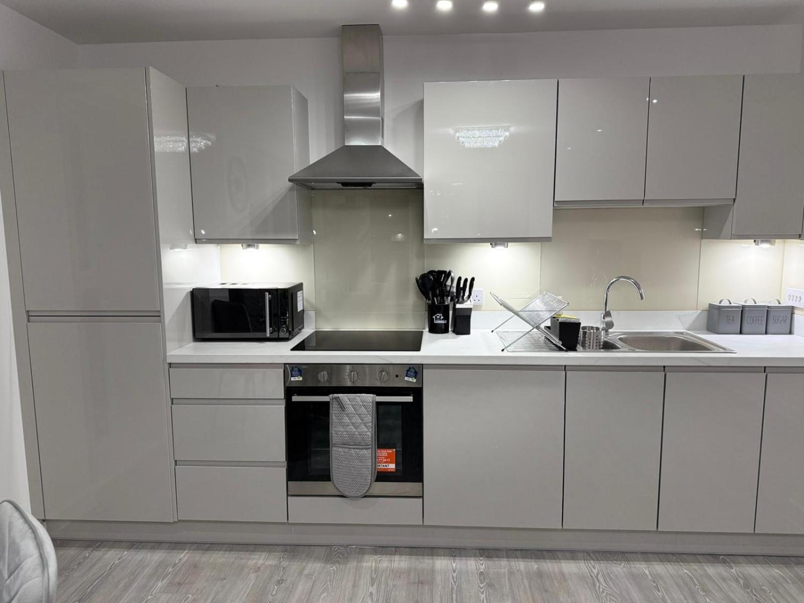 Serenity Waterfront 2 Bed Apartment Northfleet Buitenkant foto