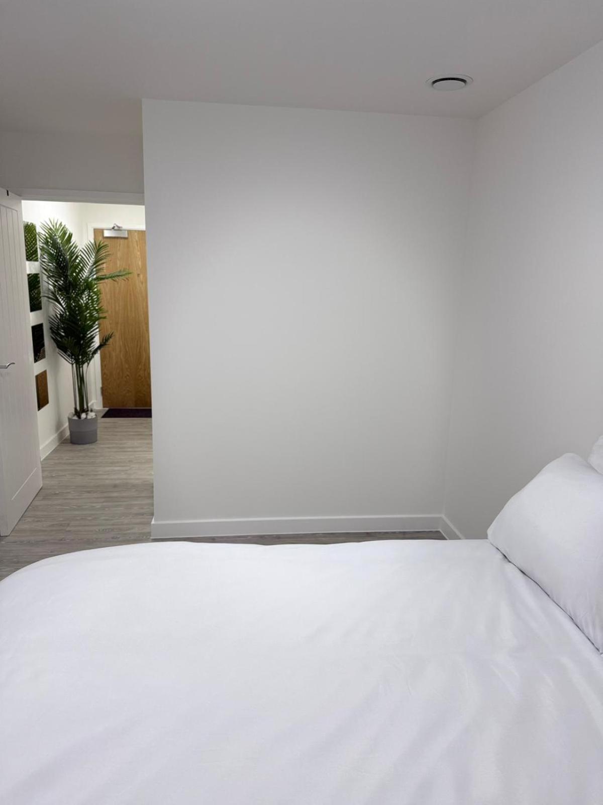 Serenity Waterfront 2 Bed Apartment Northfleet Buitenkant foto