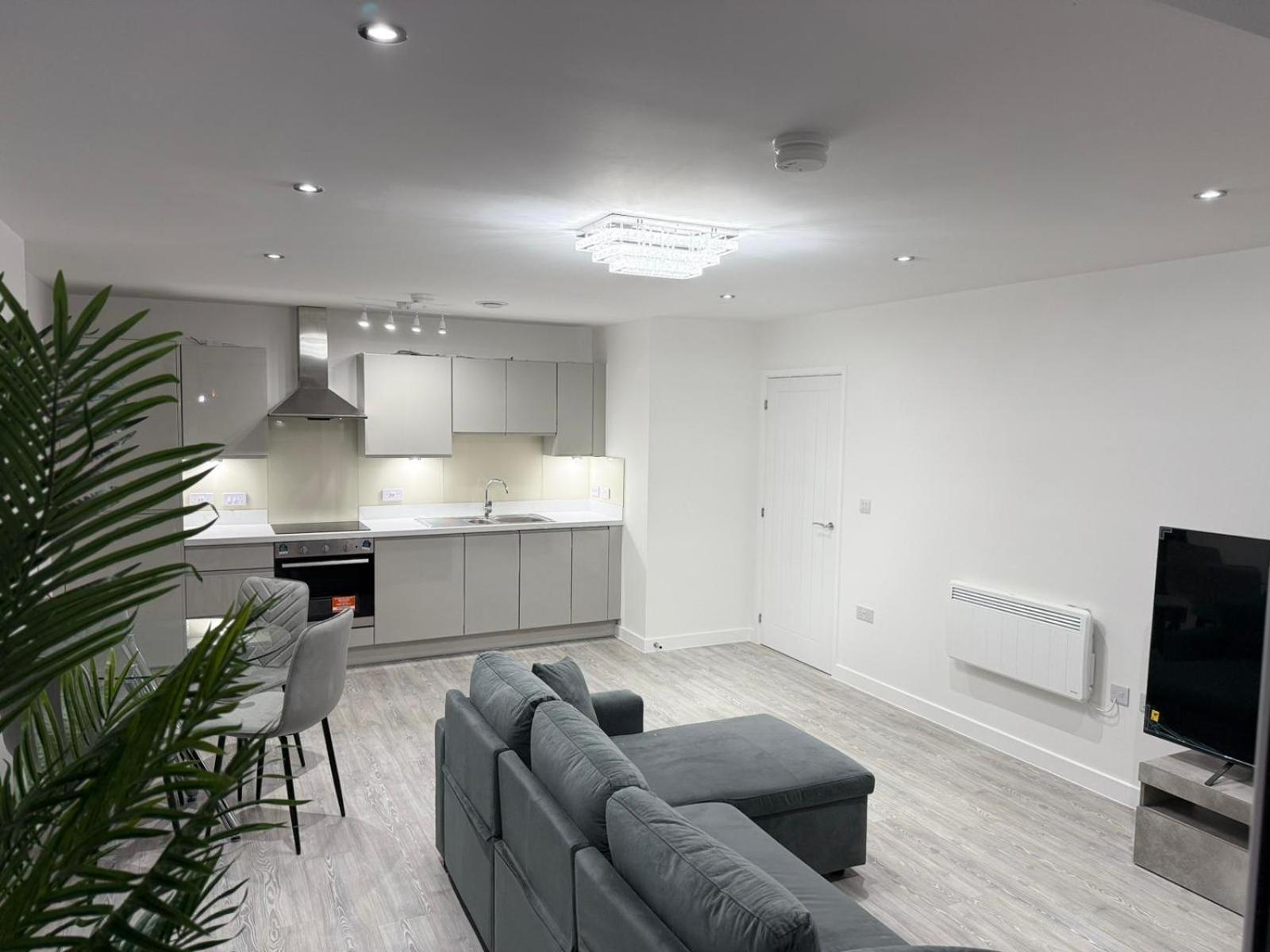 Serenity Waterfront 2 Bed Apartment Northfleet Buitenkant foto